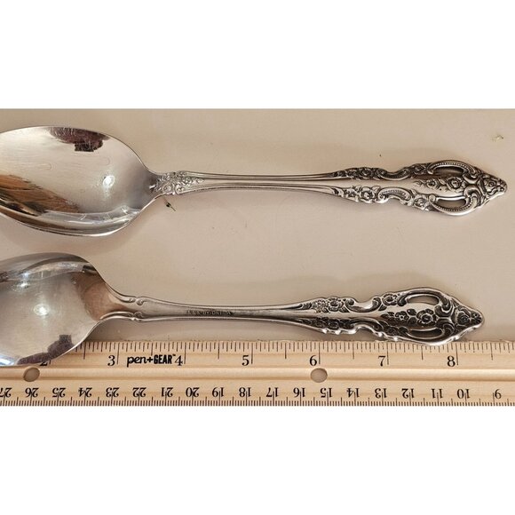 2 Oneida Renoir Pembrooke Serving Spoons 8.5" SS pierced 90s vtg Baroque flaw - Picture 7 of 12